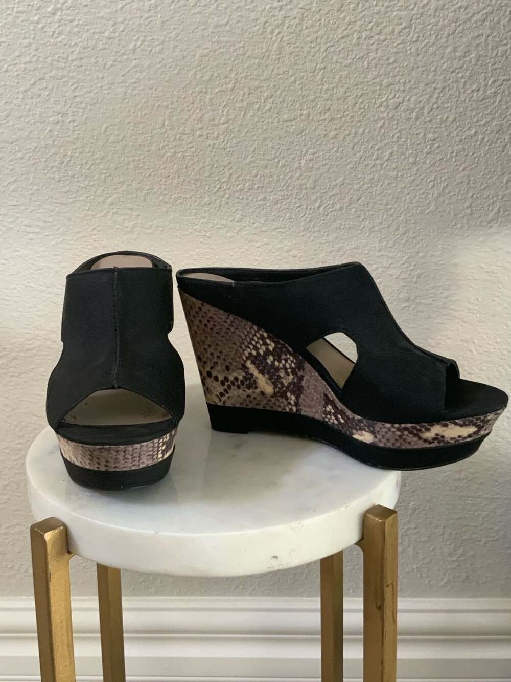 Franco Sarto Rolanda Wedge Sandals Size 6 Black Snakeskin Platform